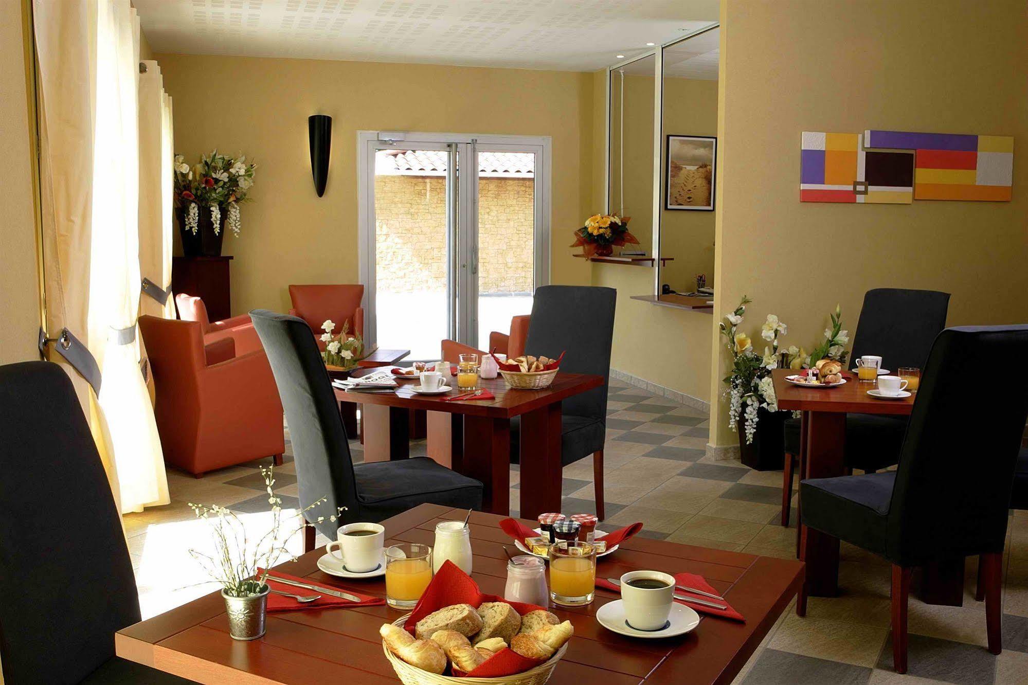Citea Lissieu-Dardilly Otel Restoran fotoğraf