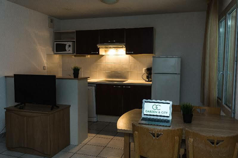 Citea Lissieu-Dardilly Otel Dış mekan fotoğraf